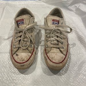 Need your shoes cleaned? Restore your shoes! Spend less to get more!